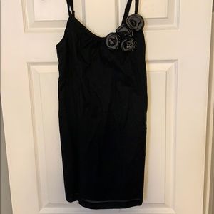 Xsmall black dress w/ flower detail